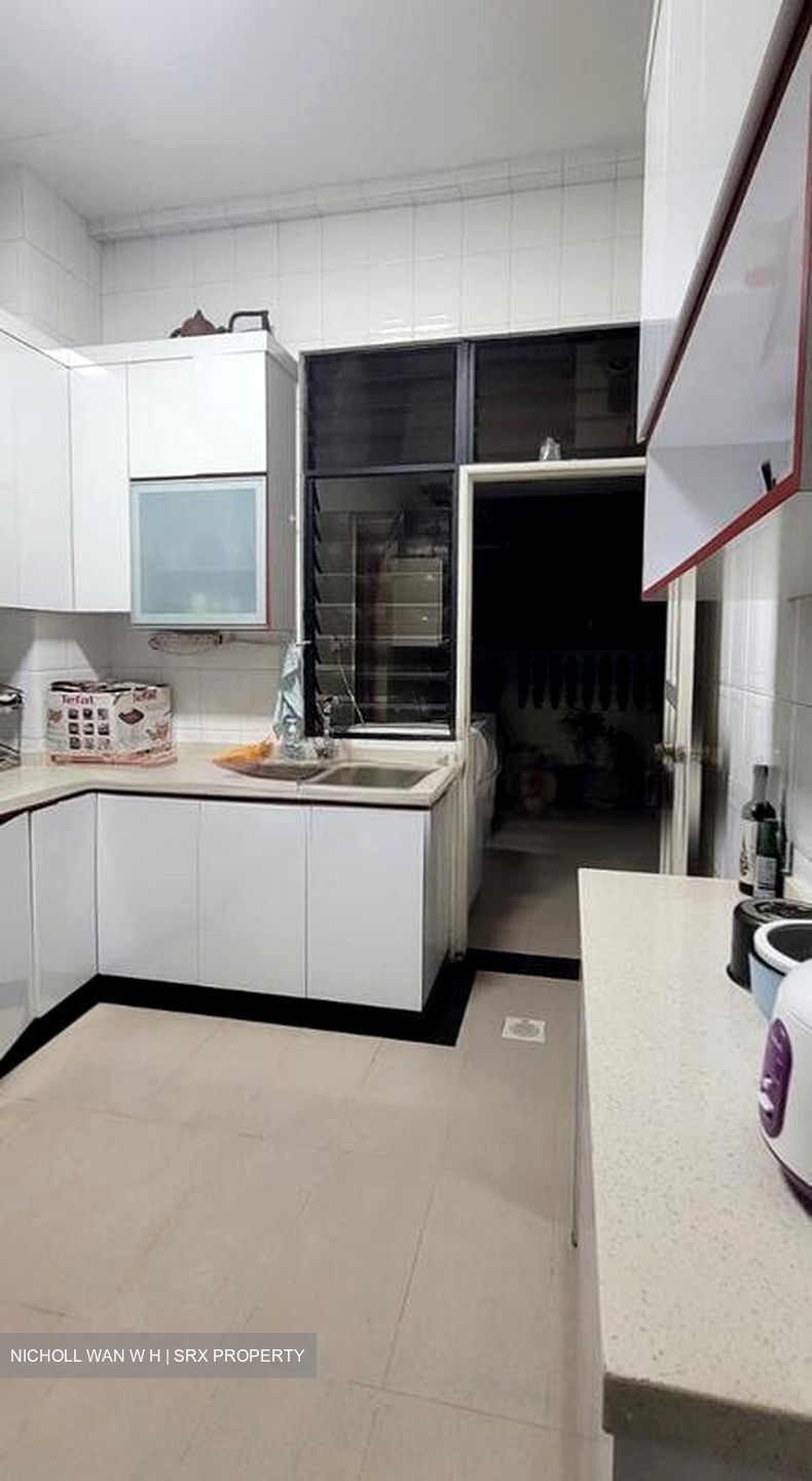 Onan Road (D15), Terrace #523554891